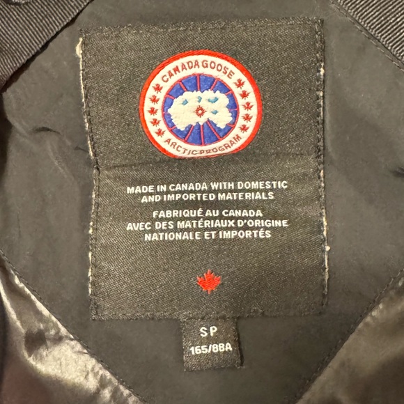 Canada Goose Marlaw Padded winter Jacket - Picture 7 of 11